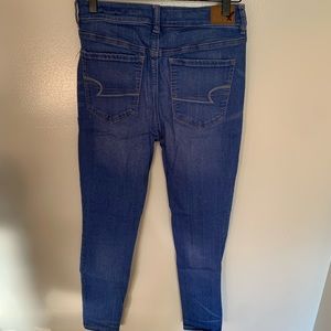 Bright blue high rise jegging